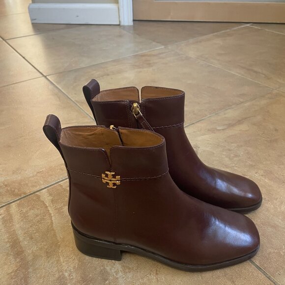 Tory Burch Everly Flat Leather Boot Brown NEW Sz 5 - Picture 3 of 4